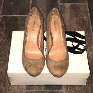 Nine West Wedges—-Taupe